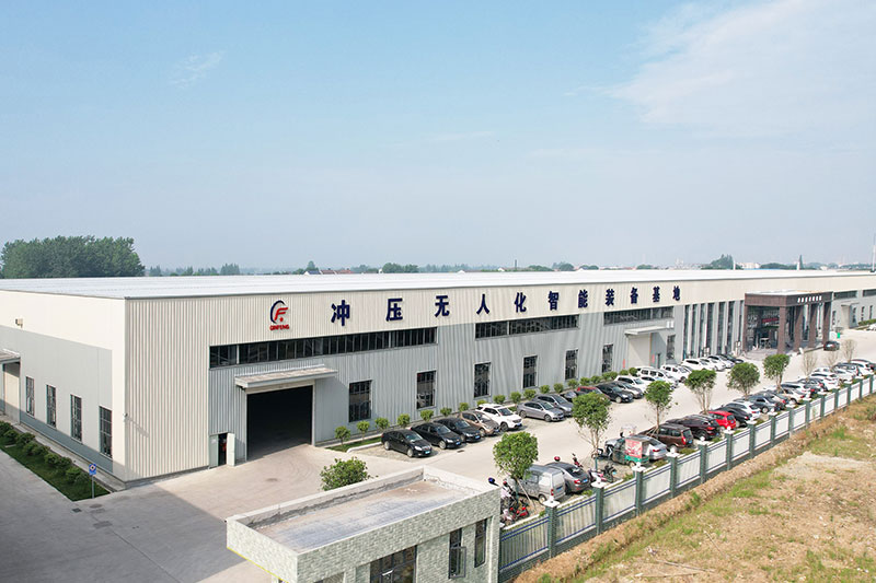 冲床机械手生产车间外景