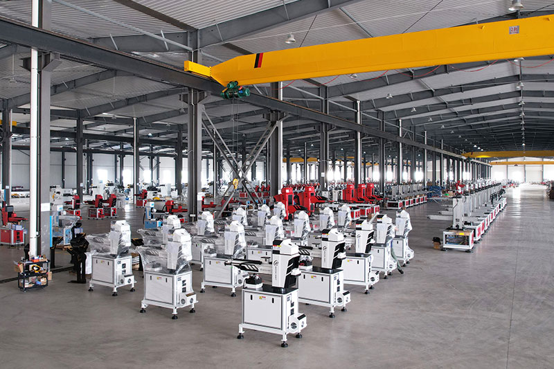 10/20KG摆臂式机械手总装车间